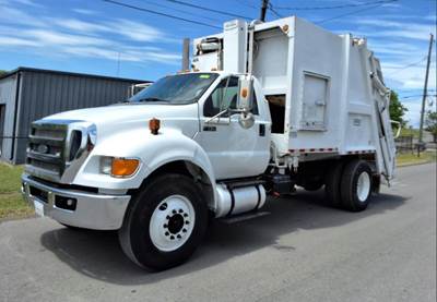 Ford F-750 Single Axle Side Load Garbage Truck - Cummins