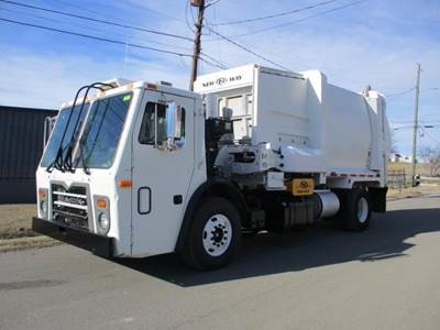 Mack LEU612 Side Load Garbage Truck - 6 Speed Allison Rds Automatic