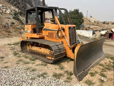 2002 Case 1150H WT Dozer with 6 way blade