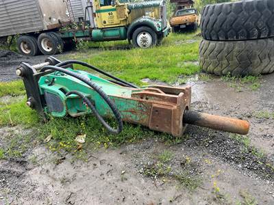 2017 Tramac V2500 Hammer for 350 and larger Excavators