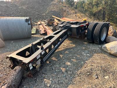 2006 Trail King TKMB1-141 single axle booster with stinger