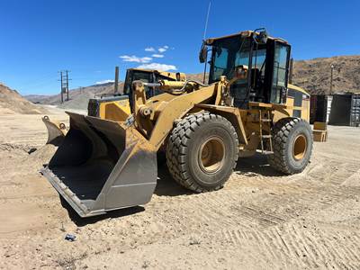 1998 Caterpillar 938G Wheel Loader with low hours