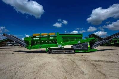 McCloskey 516R-T Screening Plant