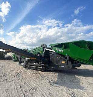 McCloskey R230 Screening Plant