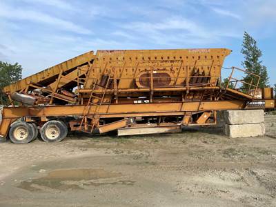 1994 Superior 8X20 Screening Plant