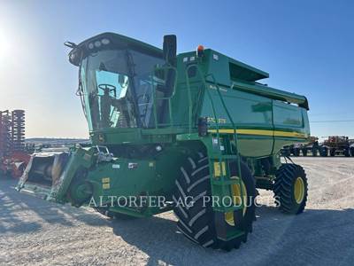 John Deere 9570 STS Combine