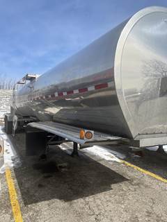 Brenner 6000 GALLON FARM PICK UP Food Grade Tanker Trailer