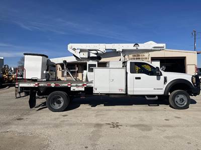 Ford F-550 XL 40 ft Boom / Bucket Truck - 2012 Versalift VO40MHI Aerial Lift, Automatic