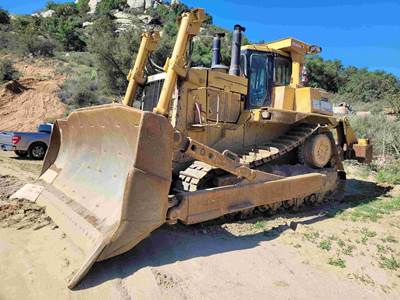 Caterpillar D10R Dozer