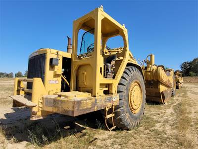 Caterpillar 651B Scraper