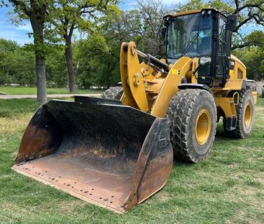 2020 Caterpillar 926M Wheel Loader