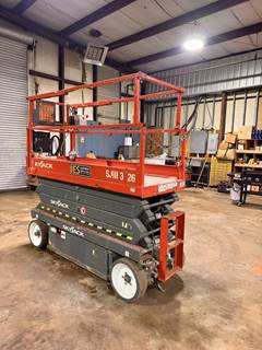 Skyjack SJIII-3226 Scissor Lift