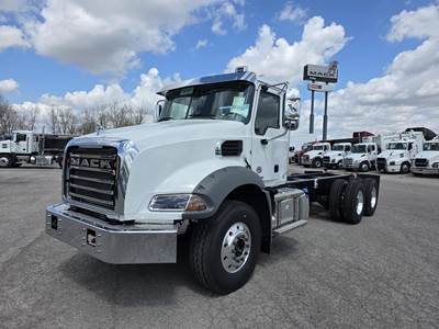 Mack Granite 64BR Tandem Axle Cab & Chassis Truck - MP7, 375HP, 6 Speed Allison Rds Automatic