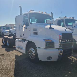 Mack Anthem 62T Day Cab Truck - MP7-425SE 425HP, 12 Speed M Drive Automatic