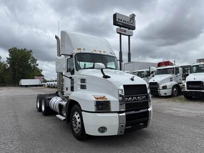 Mack Anthem 64T Day Cab Truck - 445HP, 12 Speed M Drive Automatic