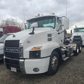 Mack Anthem 64T Day Cab Truck - MP8-445C 445HP, 12 Speed M Drive Automatic