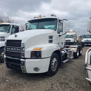 Mack Anthem 64T Day Cab Truck - 445HP, 12 Speed M Drive Automatic