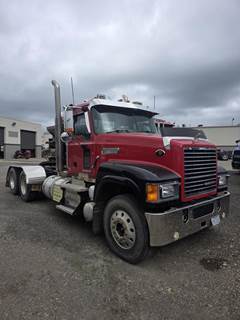 Mack Pinnacle CHU613 Day Cab Truck - 505HP, 18 Speed Manual