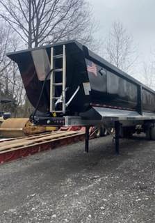 Trailstar 34ft Tandem Axle Steel Dump Trailer - Air Ride