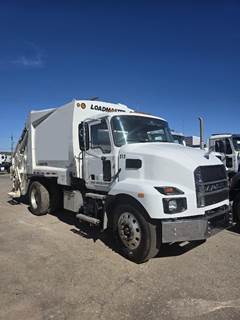 Mack MD6 Single Axle Side Load Garbage Truck - Cummins, 260HP, 5 Speed Automatic