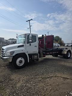 Hino 338 Single Axle Hooklift Truck - 260HP, 6 Speed Automatic