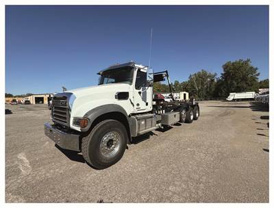 Mack Granite 64FR Tri Axle Roll Off Truck - MP8, 445HP, 12 Speed Automatic