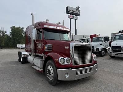 Freightliner Coronado 114 Sleeper Semi Truck - Detroit 500HP, 13 Speed Manual