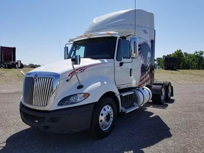 International ProStar Sleeper Semi Truck - Mid Roof Sleeper, 450HP, 10 Speed Manual
