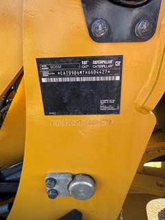 2019 Caterpillar 906M Wheel Loader - Bucket / Forks