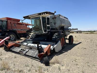 Gleaner N7 Combine
