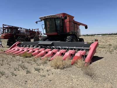 Massey Ferguson 9790 Combine