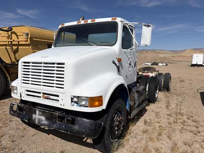 International WorkStar 7000 Single Axle Day Cab Truck - DT466 250HP, 10 Speed Manual