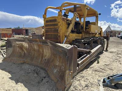 Caterpillar D8H Dozer