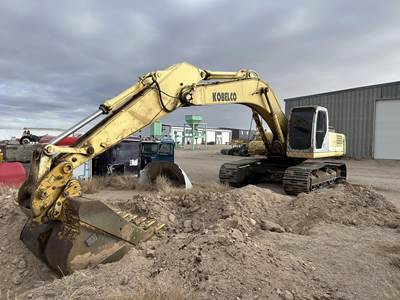 Kobelco SK330LC Excavator