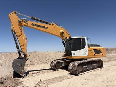 Liebherr R924 LC Excavator