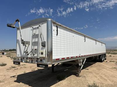 WILSON DWH-650 Hopper / Grain Trailer