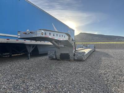 Trail King 54x102 Tri Axle Steel Lowboy Trailer - Air Ride, Fixed Axle