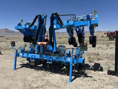 Monosem NG PLUS 4 Planter / Row Unit