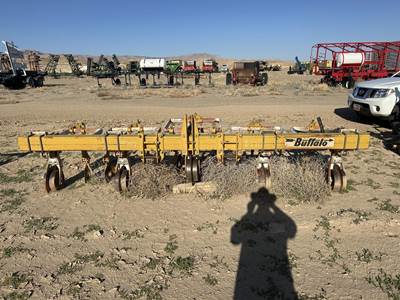Buffalo 4600-4H-38 Row Cultivator