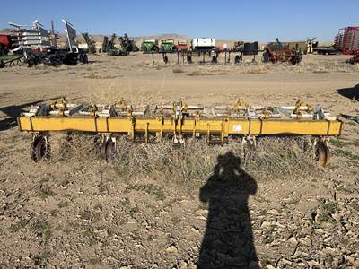 Buffalo 4600-4H-38 Row Cultivator