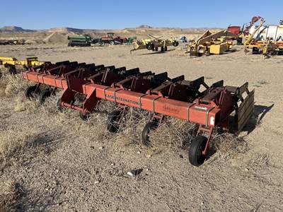 Case IH 184 Row Cultivator