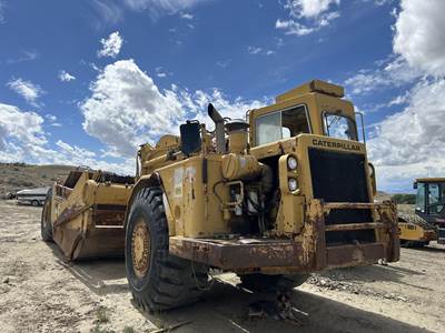 Caterpillar 621B Scraper