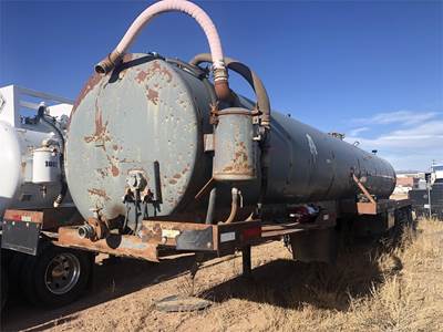 Mountain West Industries TANK TRAILER Vacuum Tank Trailer