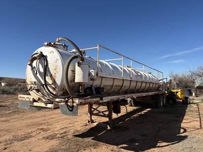 Western Construction Components 40x98 Tandem Axle Mild Steel Vacuum Tank Trailer - Air Ride
