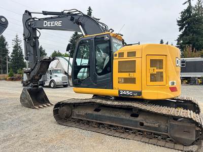 2021 John Deere 245G Excavator