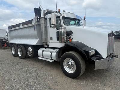 1997 Kenworth T800 Dump Truck