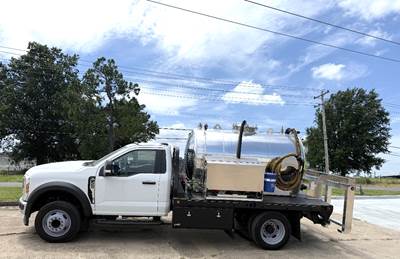 2025 Ford F550 4x2 Vacuum Truck | 999-gallon Aluminum Tank | Masport HD3 Pro Pack
