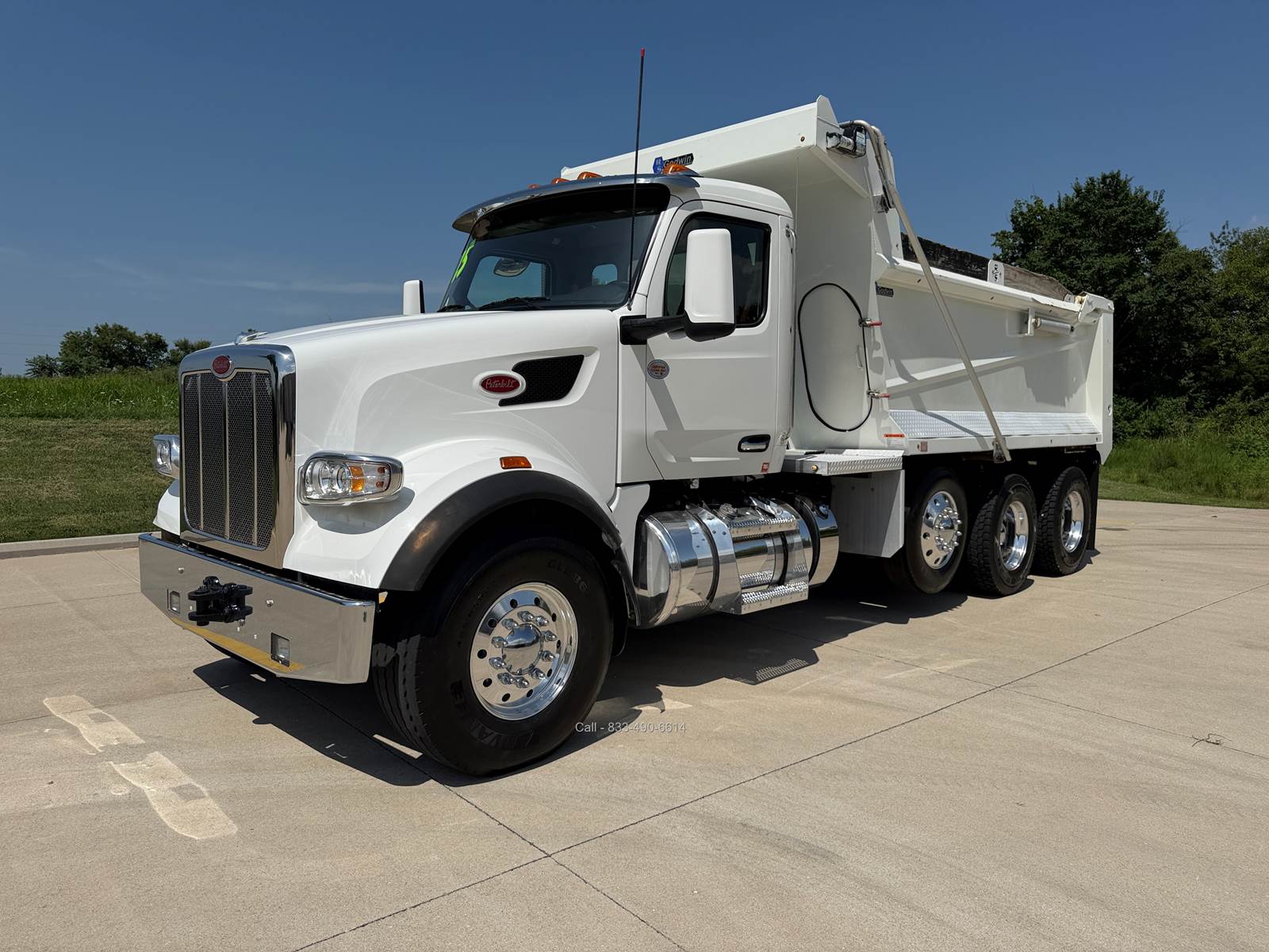Dump Trucks For Sale in Illinois | MyLittleSalesman.com