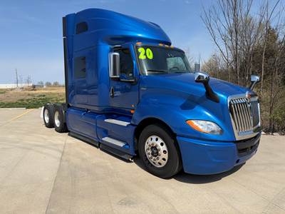 2020 International LT625 Sleeper Semi Truck