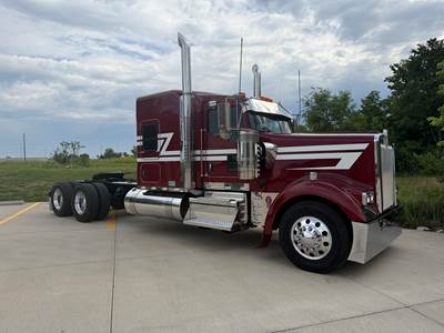 2023 Kenworth W900 , 72 ACF , Single Bunk , Back Glass , 565HP, 18 Speed Manual , Diamond Interior